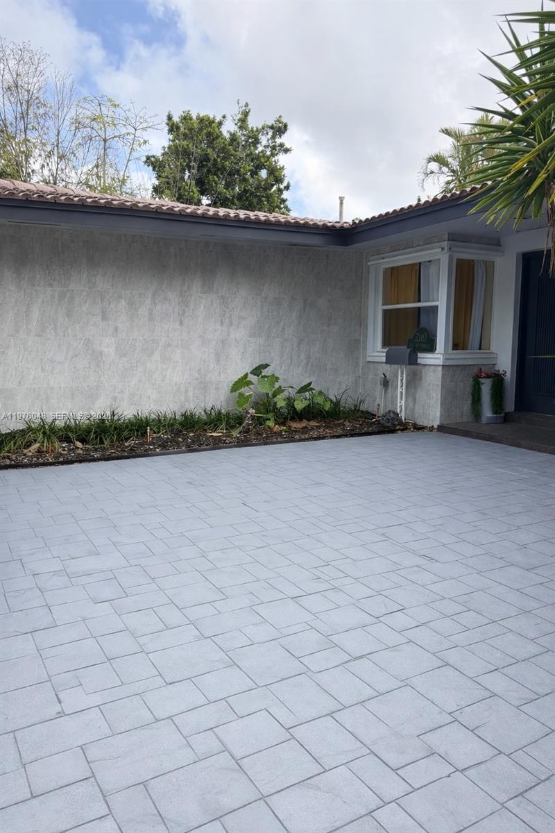 2110 Northeast 198th Terrace Miami, FL 33179 - Photo 3 of 3