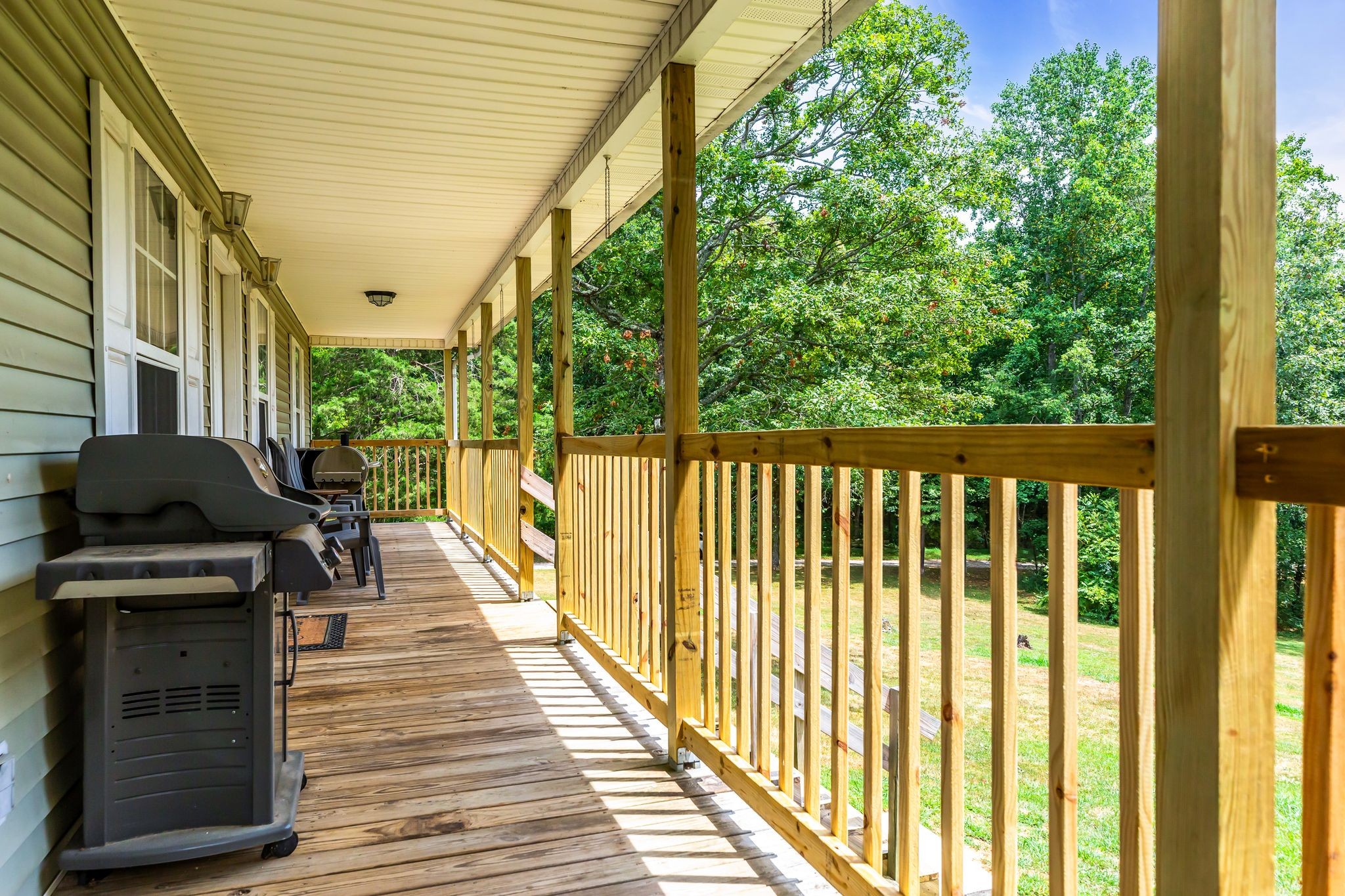 1450 Pleasant Hill Road McMinnville, TN 37110 - Photo 4 of 33 a view of a balcony with chairs