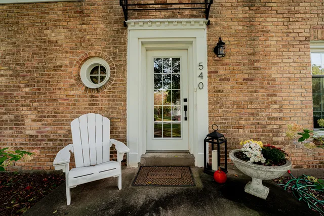 $479,000 | 540 Crystal Lane, Elm Grove, WI 53122