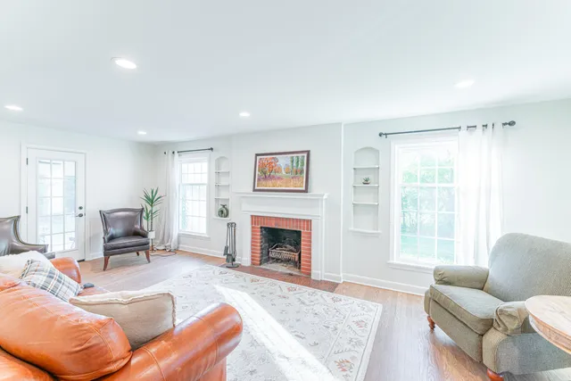 $479,000 | 540 Crystal Lane, Elm Grove, WI 53122