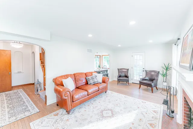 $479,000 | 540 Crystal Lane, Elm Grove, WI 53122