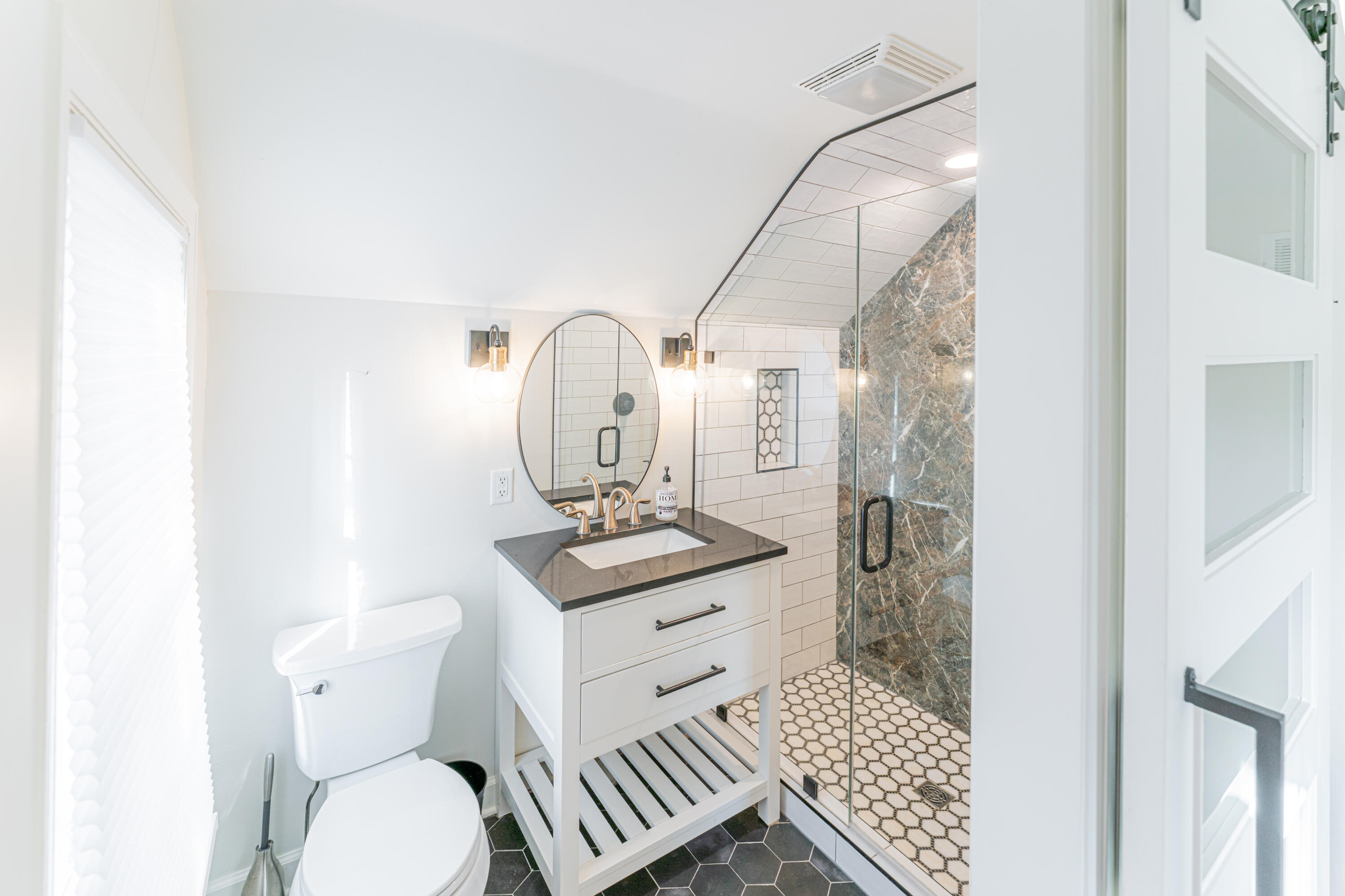 540 Crystal Lane Elm Grove, WI 53122 - Photo 60 of 77 RealEstate-79