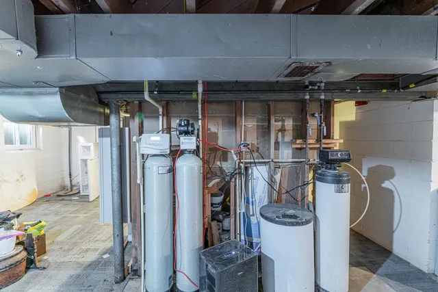 $479,000 | 540 Crystal Lane, Elm Grove, WI 53122