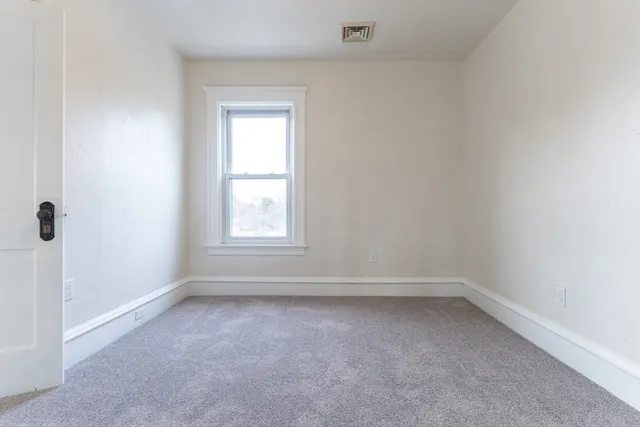 $2,400 | 643 Rathbun Street, Unit 3, Blackstone, MA 01504