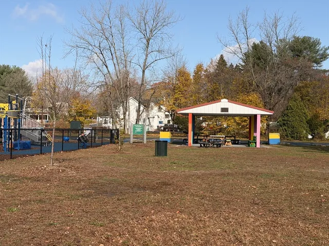 $2,400 | 643 Rathbun Street, Unit 3, Blackstone, MA 01504