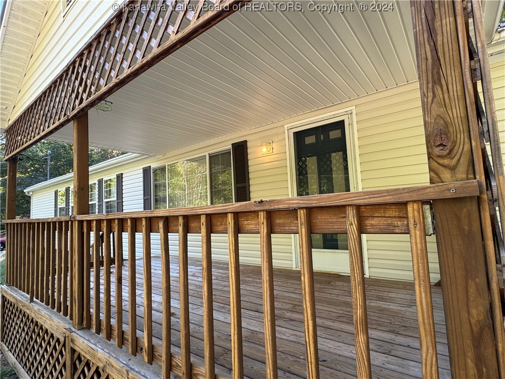 3517 Heizer Creek Road Poca, WV 25159 - Photo 4 of 42 Gallery Image 4