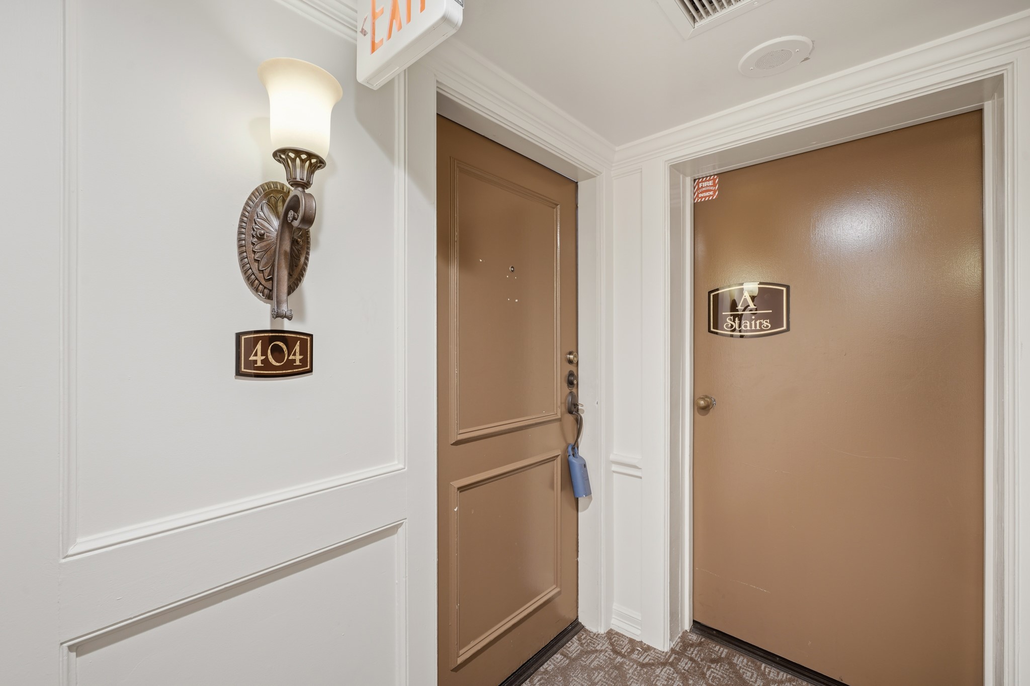 3525 Sage Road, Unit 404 Houston, TX 77056 - Photo 2 of 15
