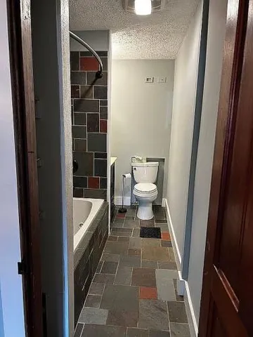 $199,999 | 29 South Washington Street, Delaware, OH 43015