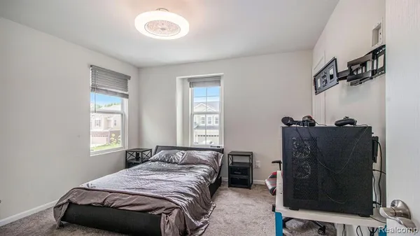 $4,000 | 28320 Verona Drive, Novi, MI 48377