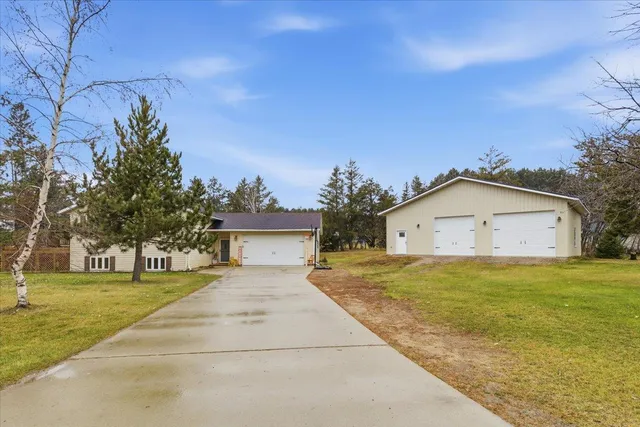 $349,900 | 2157 Oak Ridge Road Southwest, Bemidji, MN 56601