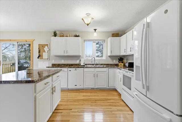 $349,900 | 2157 Oak Ridge Road Southwest, Bemidji, MN 56601