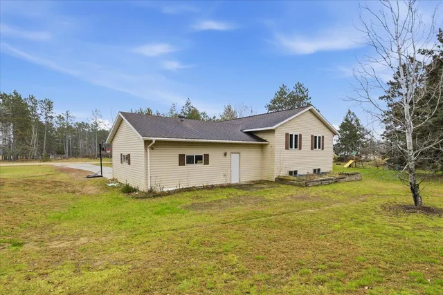 $349,900 | 2157 Oak Ridge Road Southwest, Bemidji, MN 56601