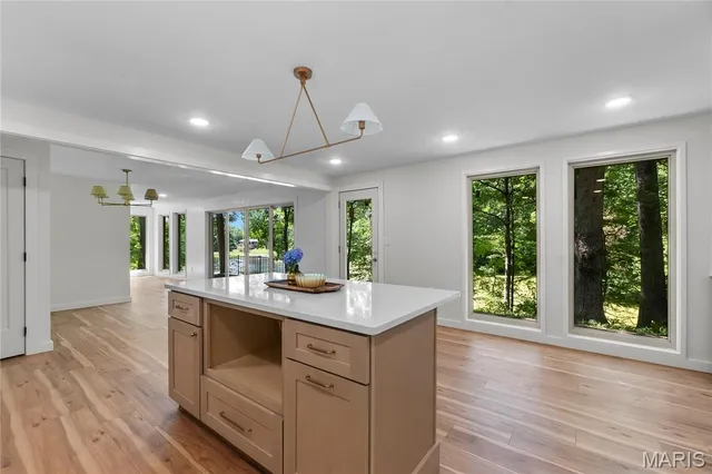 $360,000 | 495 South Lake Drive, Cape Girardeau, MO 63701