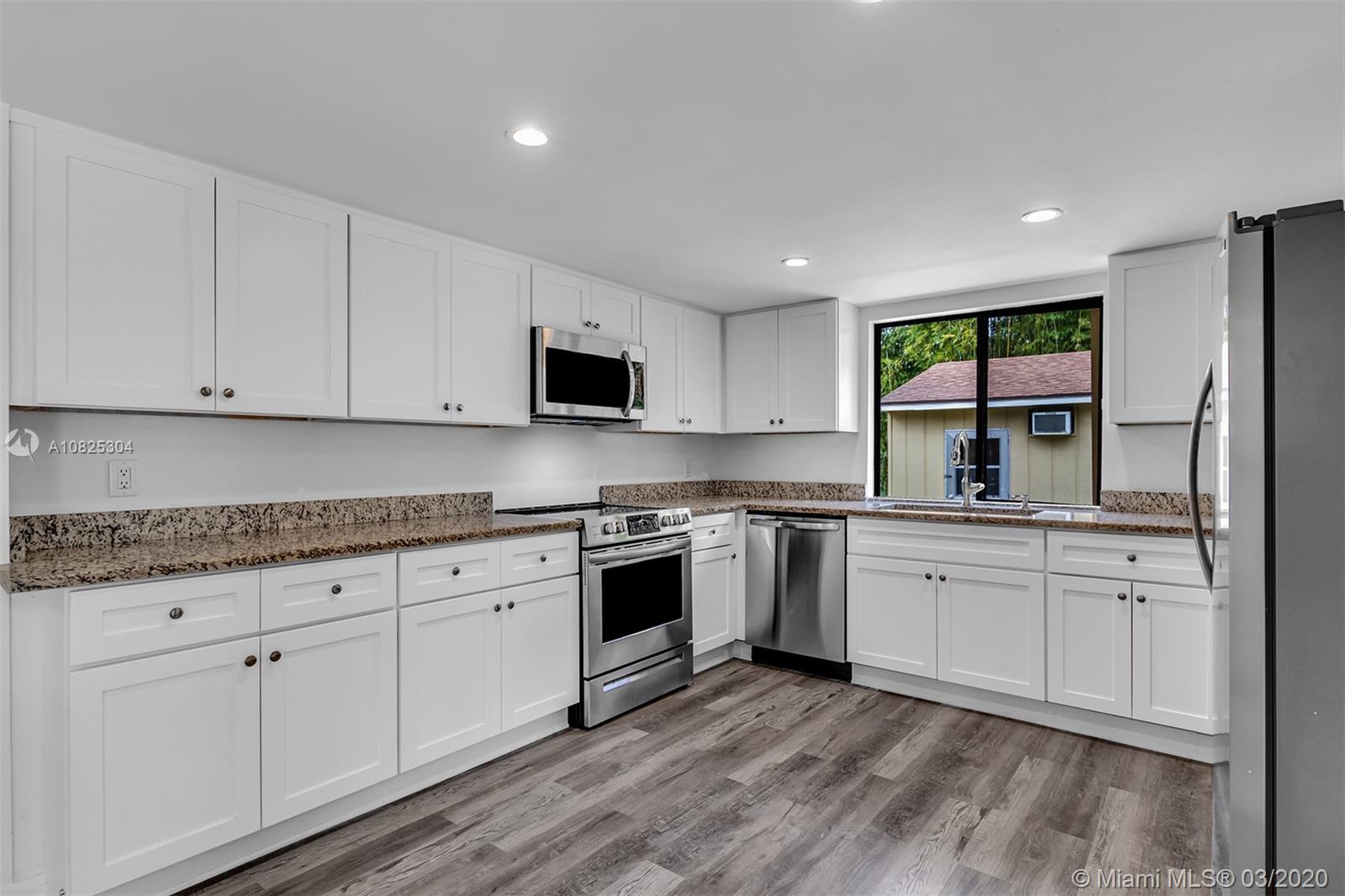 16886 97th Way North Jupiter, FL 33478 - Photo 8 of 37