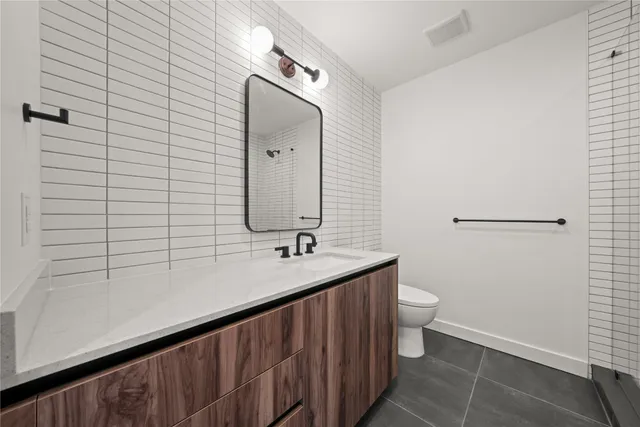 $445,000 | 84 East Avenue, Unit 1708, Austin, TX 78701