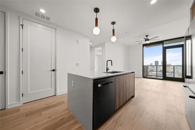 $445,000 | 84 East Avenue, Unit 1708, Austin, TX 78701