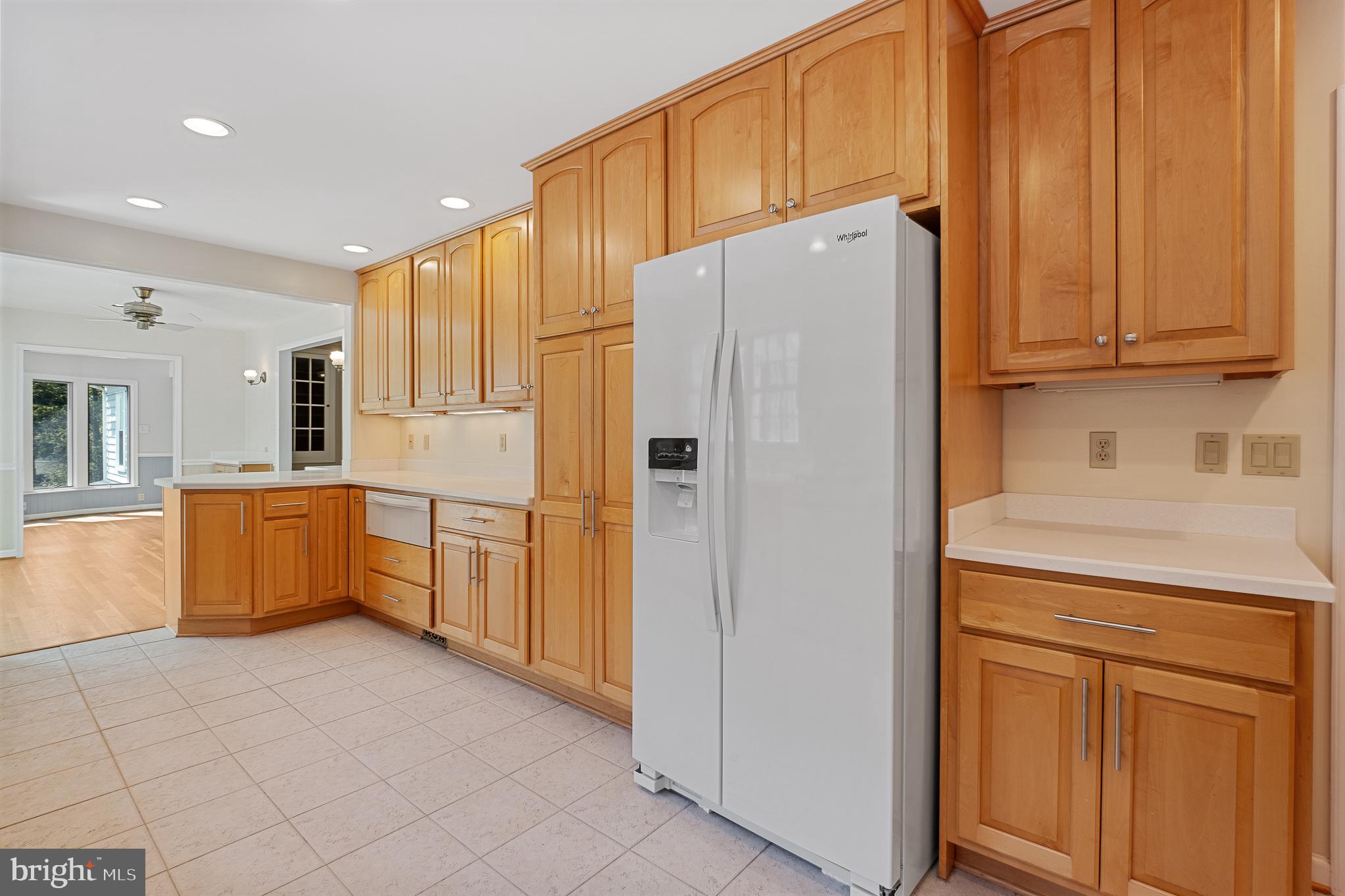 13000 Brandon Way Road Gaithersburg, MD 20878 - Photo 21 of 117 Brand new refrigorator