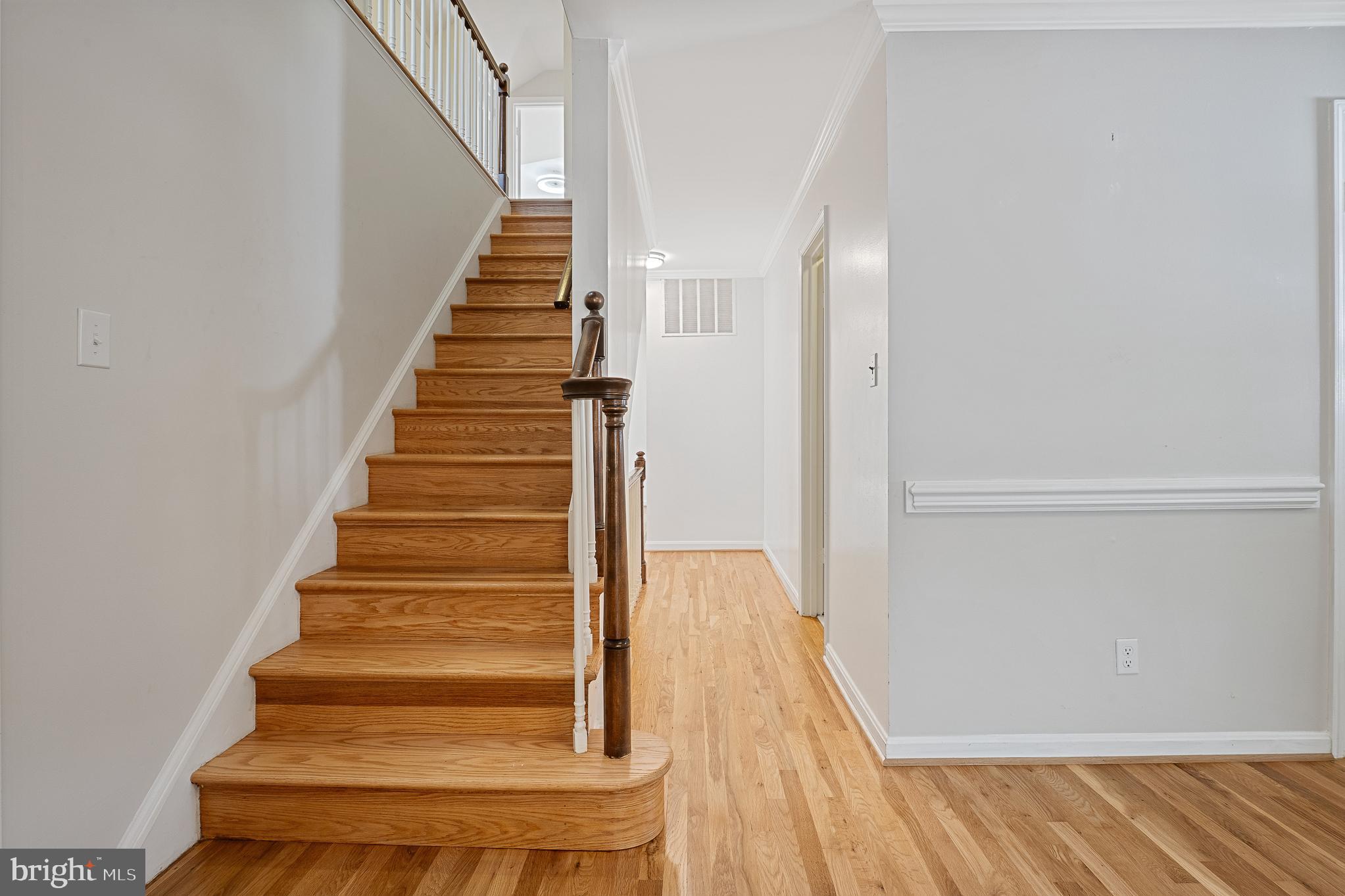 13000 Brandon Way Road Gaithersburg, MD 20878 - Photo 56 of 117 Stairs leading to the second floor