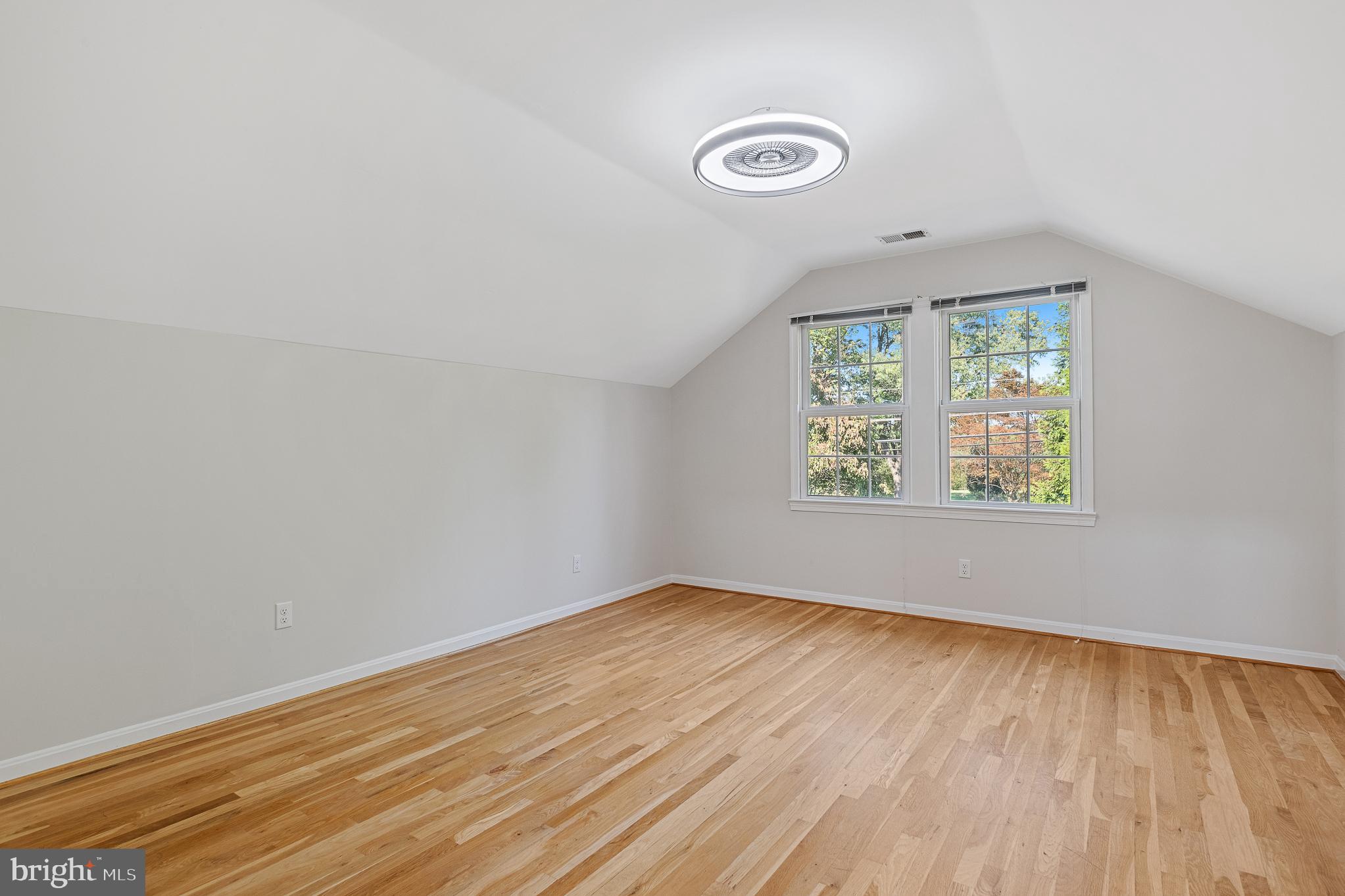 13000 Brandon Way Road Gaithersburg, MD 20878 - Photo 68 of 117 Bedroom 4 upstairs