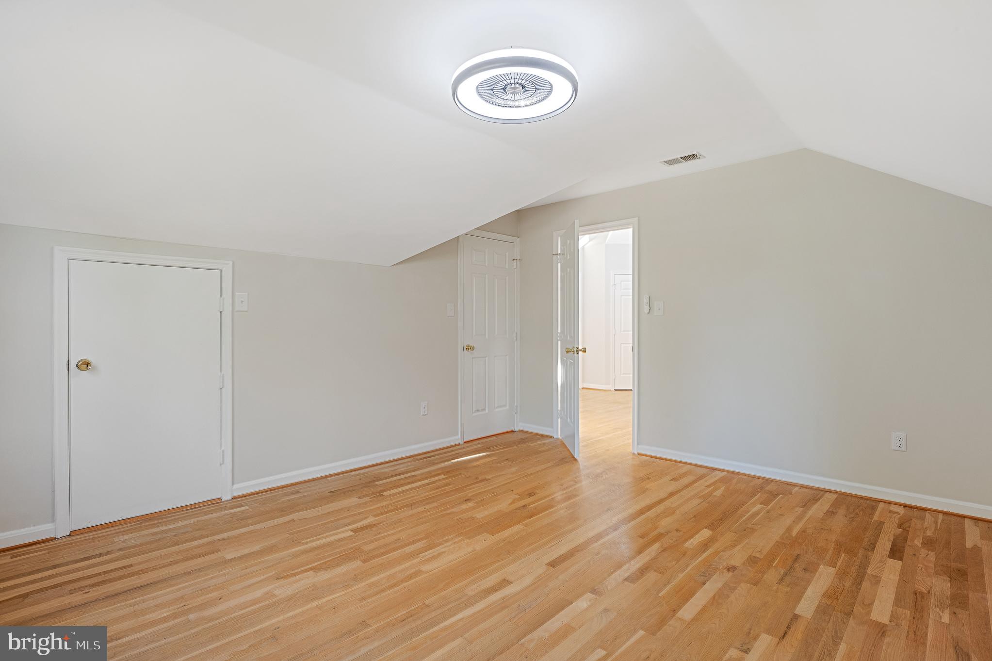 13000 Brandon Way Road Gaithersburg, MD 20878 - Photo 70 of 117 Bedroom 4 upstairs