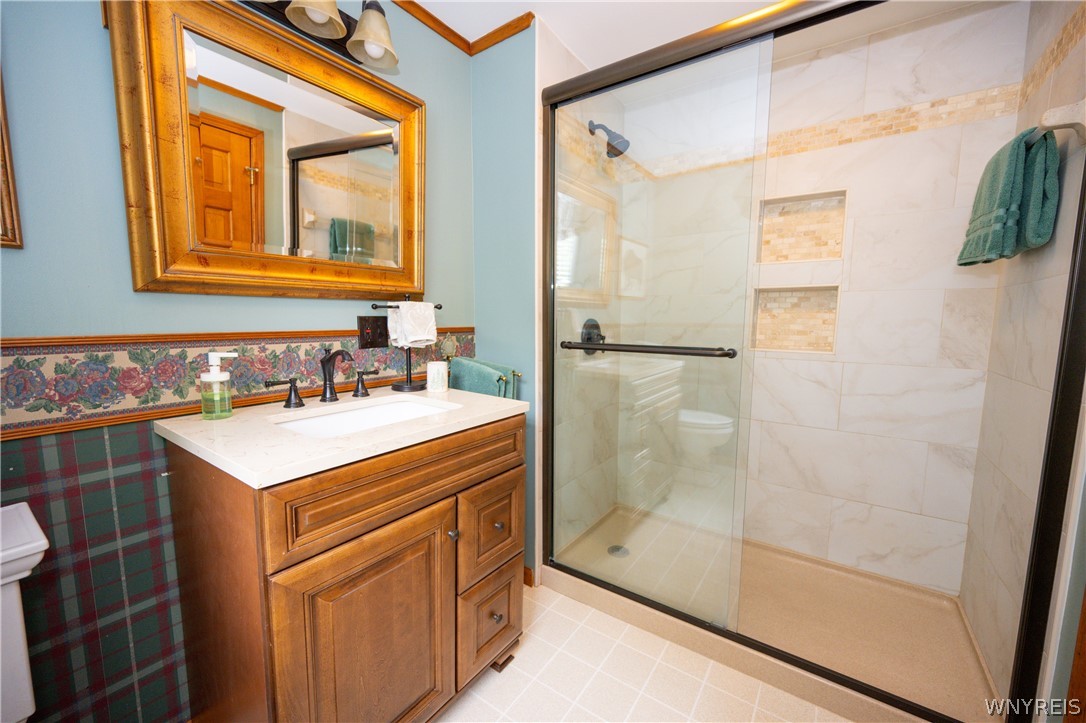 5217 Tonawanda Creek Road Pendleton, NY 14120 - Photo 17 of 50 Bathroom 2