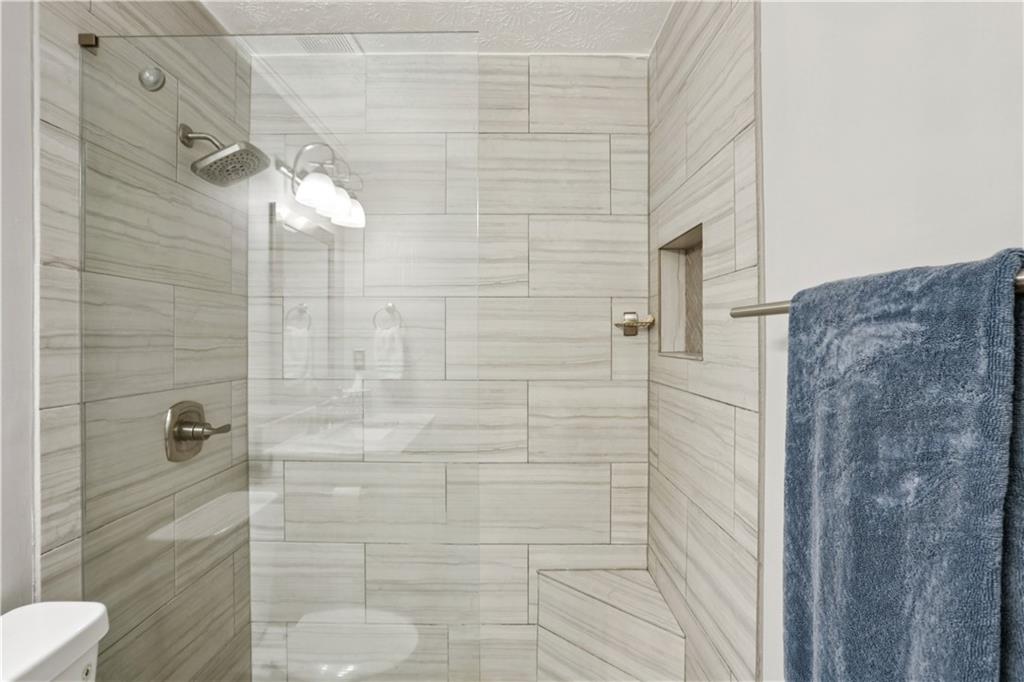 2901 Lenox Road Northeast, Unit 502 Atlanta, GA 30324 - Photo 13 of 20