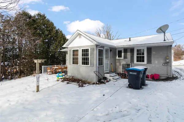 $370,000 | 6 Donnelly Court, St. Albans, VT 05478