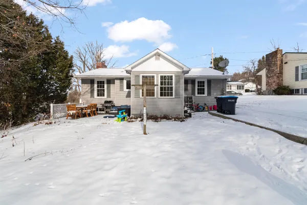 $370,000 | 6 Donnelly Court, St. Albans, VT 05478