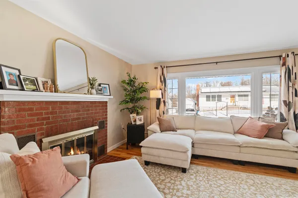 $370,000 | 6 Donnelly Court, St. Albans, VT 05478