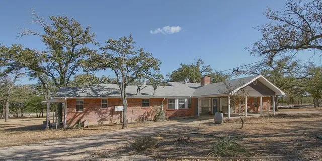 $2,225,000 | 11446 North State Highway 16, Fredericksburg, TX 78624