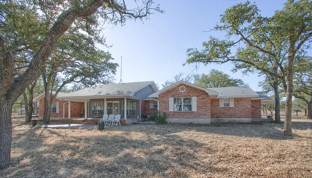 $2,225,000 | 11446 North State Highway 16, Fredericksburg, TX 78624