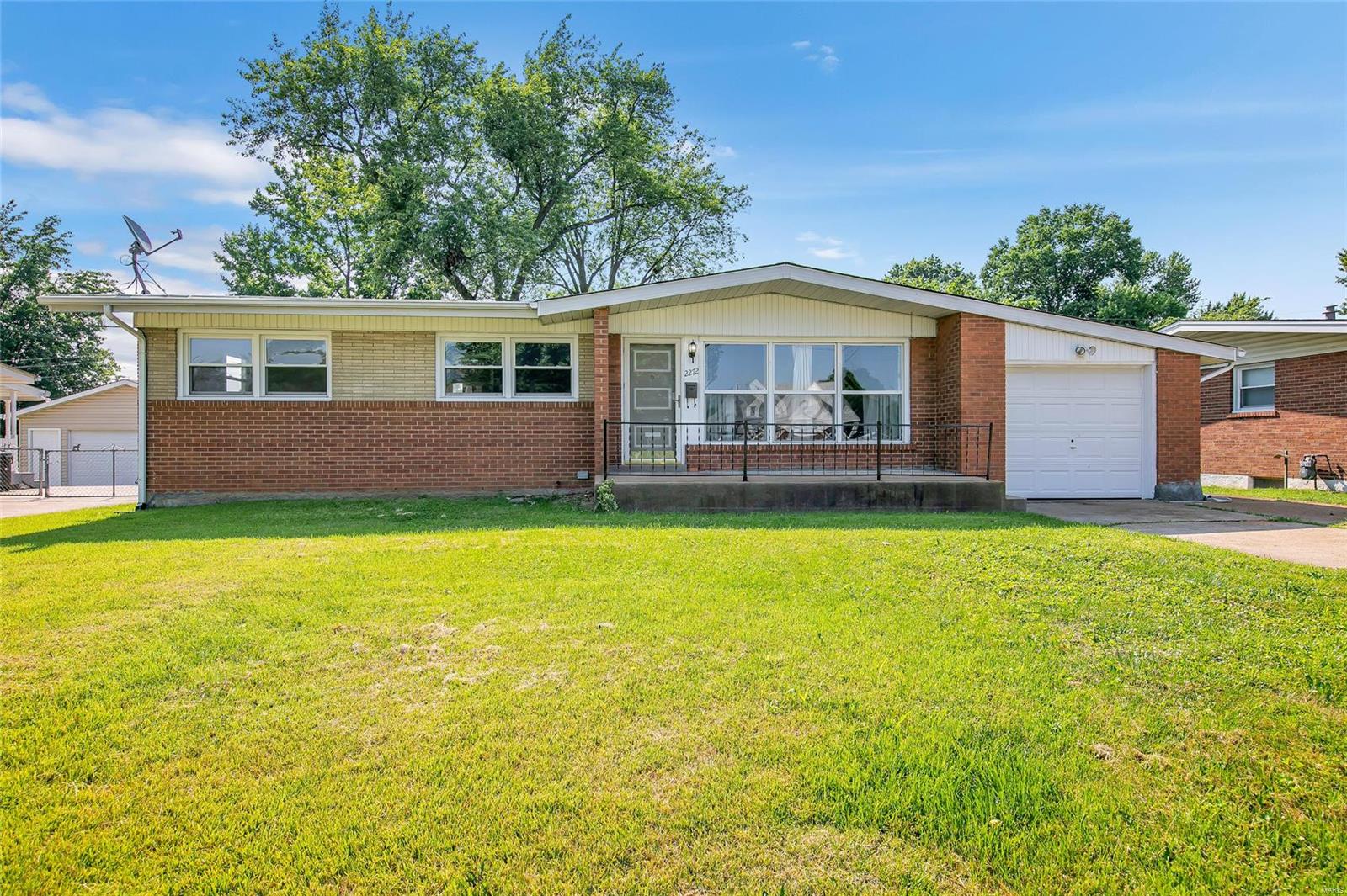 2272 Brown Road St. Louis, MO 63114 - Photo 1 of 30 Gallery Image 1