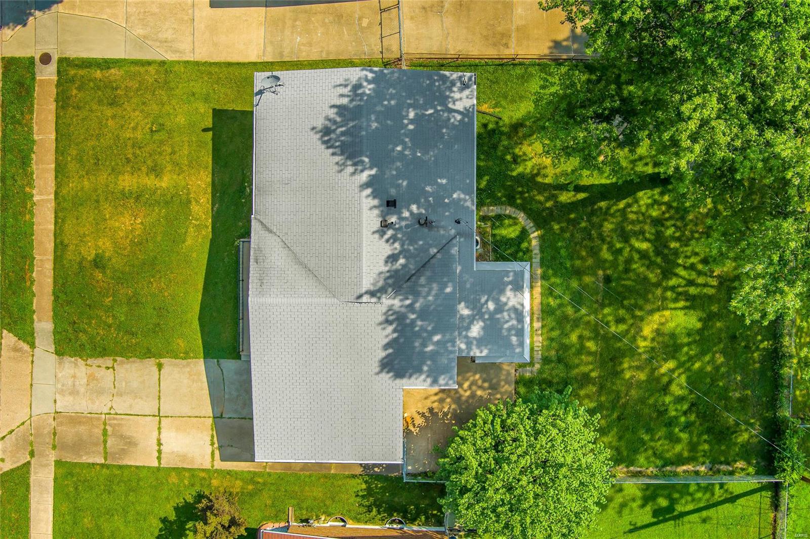 2272 Brown Road St. Louis, MO 63114 - Photo 29 of 30 Gallery Image 29