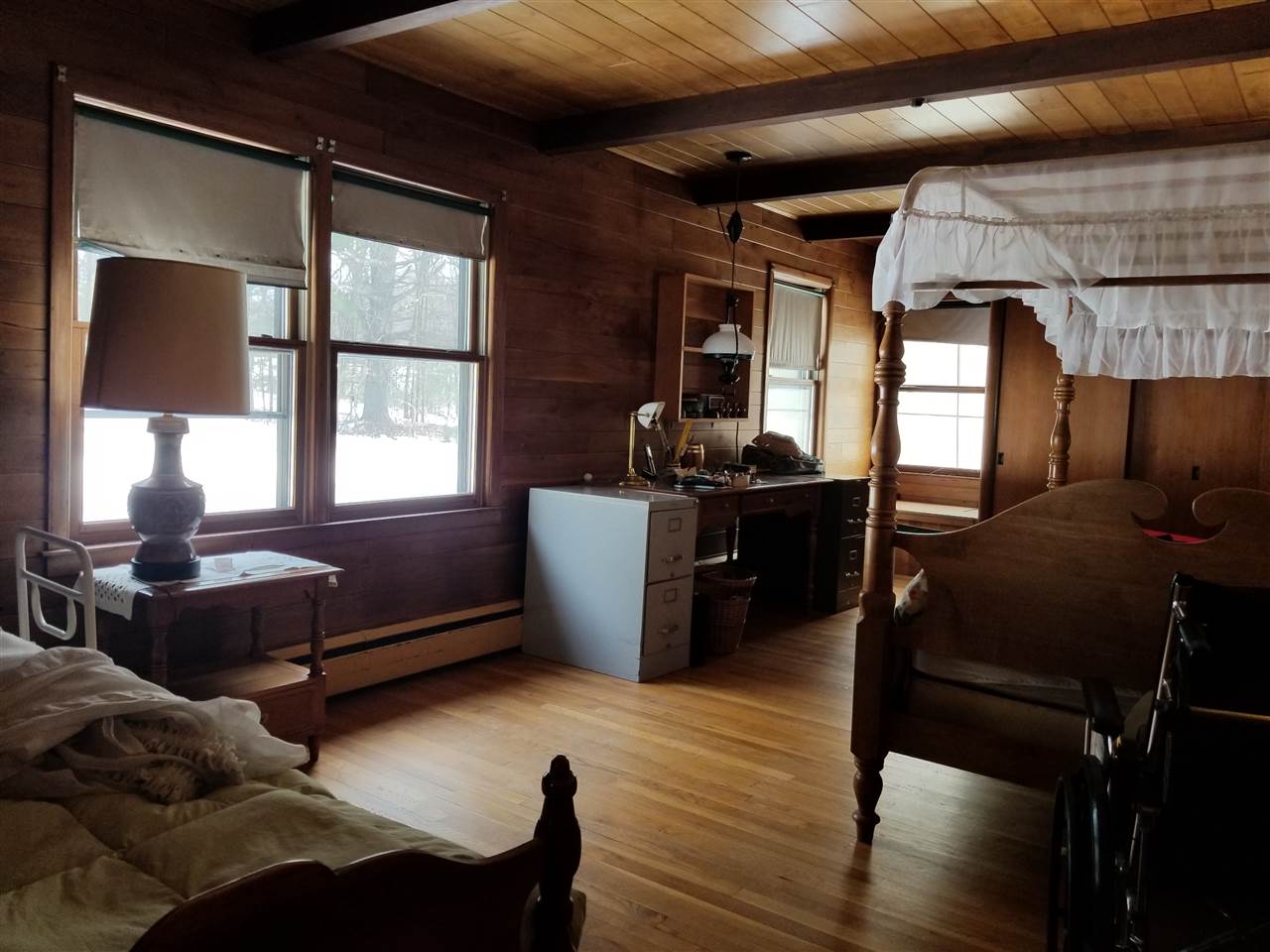 1233 Smyth Road Hooksett, NH 03106 - Photo 10 of 18