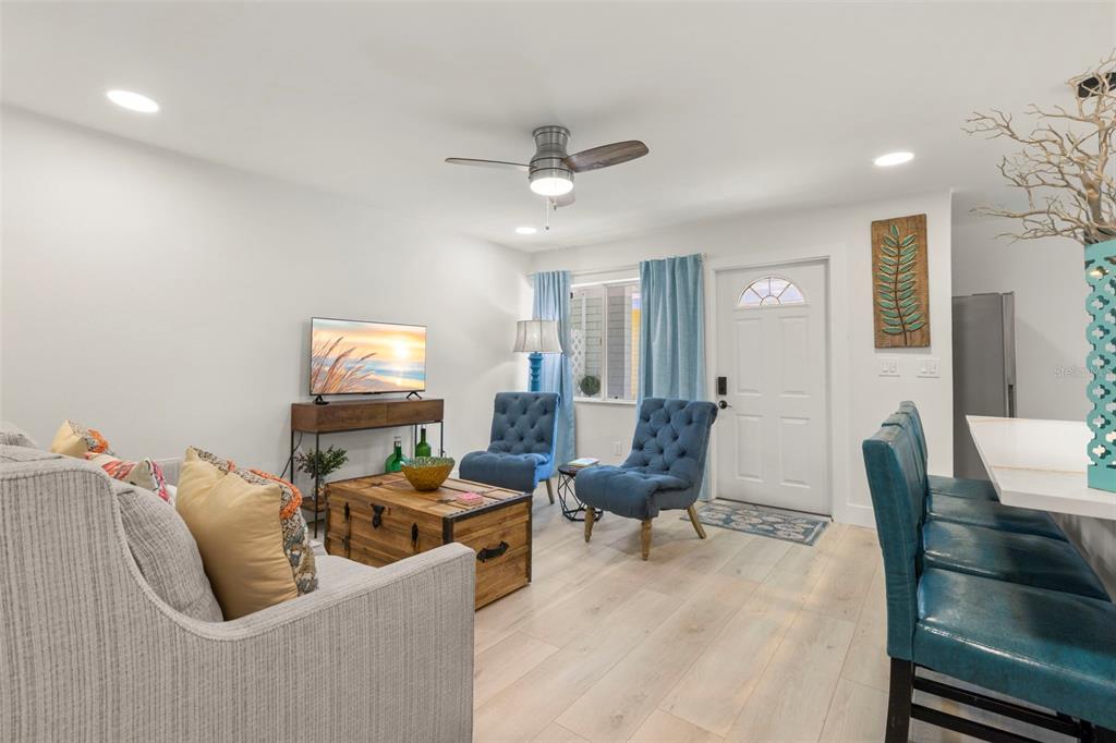 415 Mapleway, Unit A & B Safety Harbor, FL 34695 - Photo 3 of 73