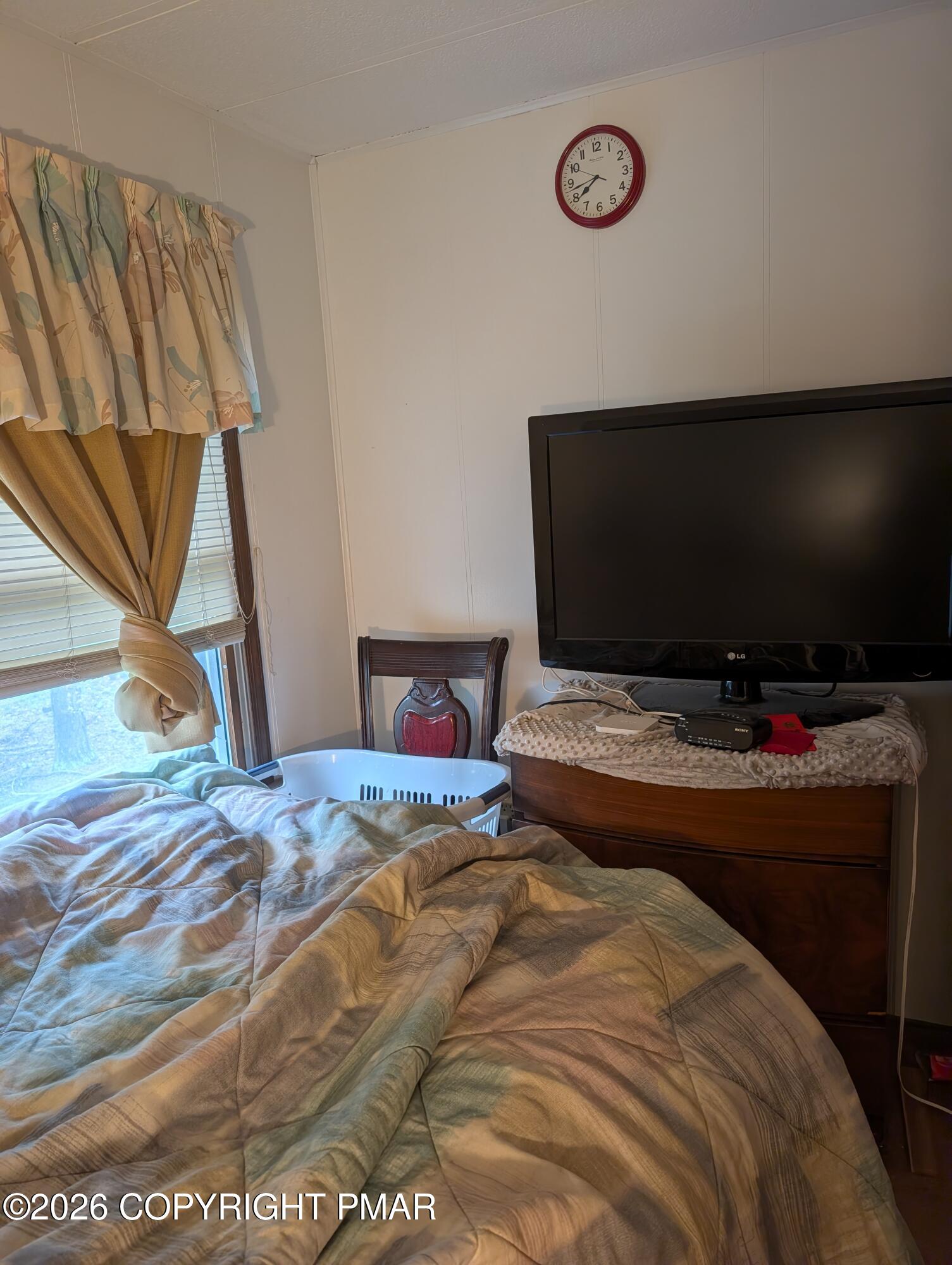 1514 Clover Road North Long Pond, PA 18334 - Photo 21 of 25 1000023958