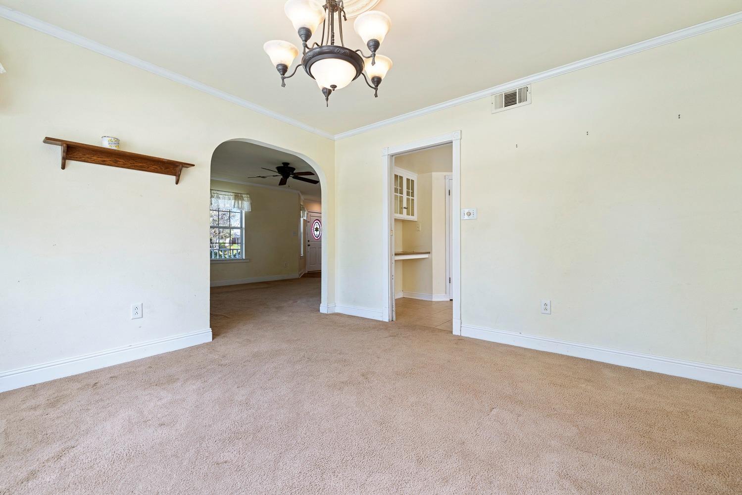 695 Monroe Street Coalinga, CA 93210 - Photo 11 of 44