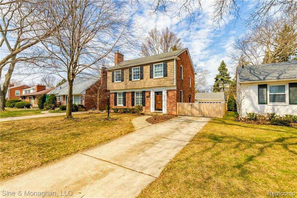 164 Ridgemont Road Grosse Pointe Farms, MI 48236 - Photo 2 of 40