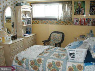 239 Bridge Street Spring City, PA 19475 - Photo 4 of 6 Gallery Image 4