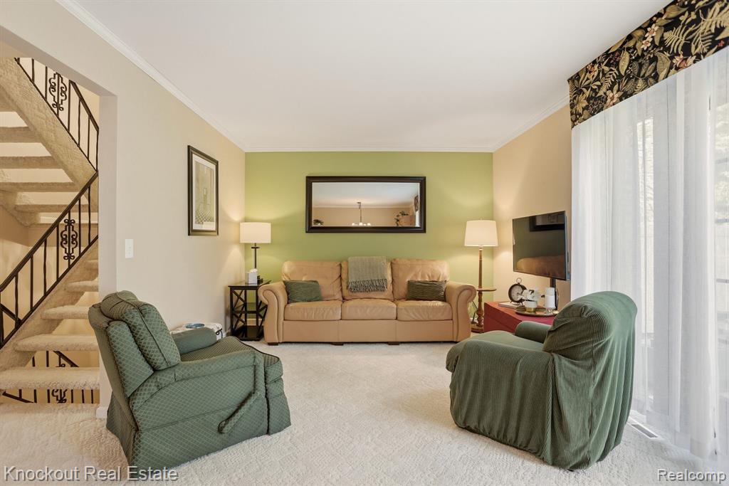 239 Churchgrove Road Frankenmuth, MI 48734 - Photo 8 of 45