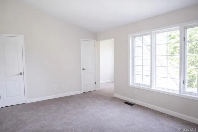 $8,000 | 42 Clarewood Drive, Hastings-on-Hudson, NY 10706