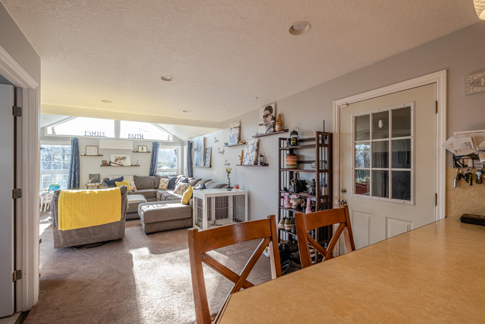 1005 4th Street Tillamook, OR 97141 - Photo 8 of 35 1005 4th St-10