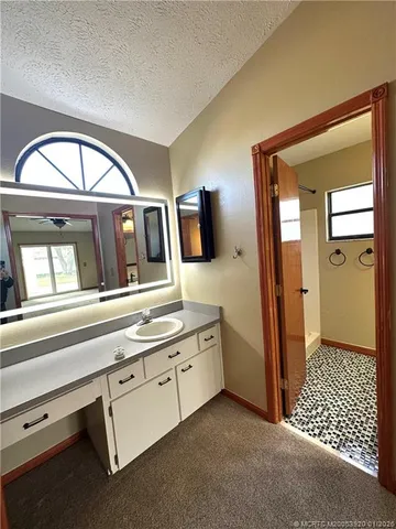 $390,000 | 608 Southeast Dean Terrace, Port St. Lucie, FL 34984