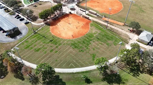 $390,000 | 608 Southeast Dean Terrace, Port St. Lucie, FL 34984