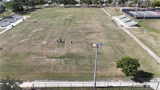 $390,000 | 608 Southeast Dean Terrace, Port St. Lucie, FL 34984