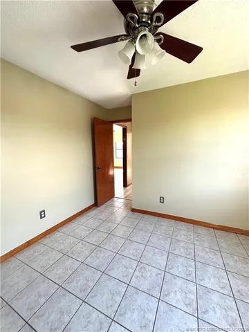 $390,000 | 608 Southeast Dean Terrace, Port St. Lucie, FL 34984