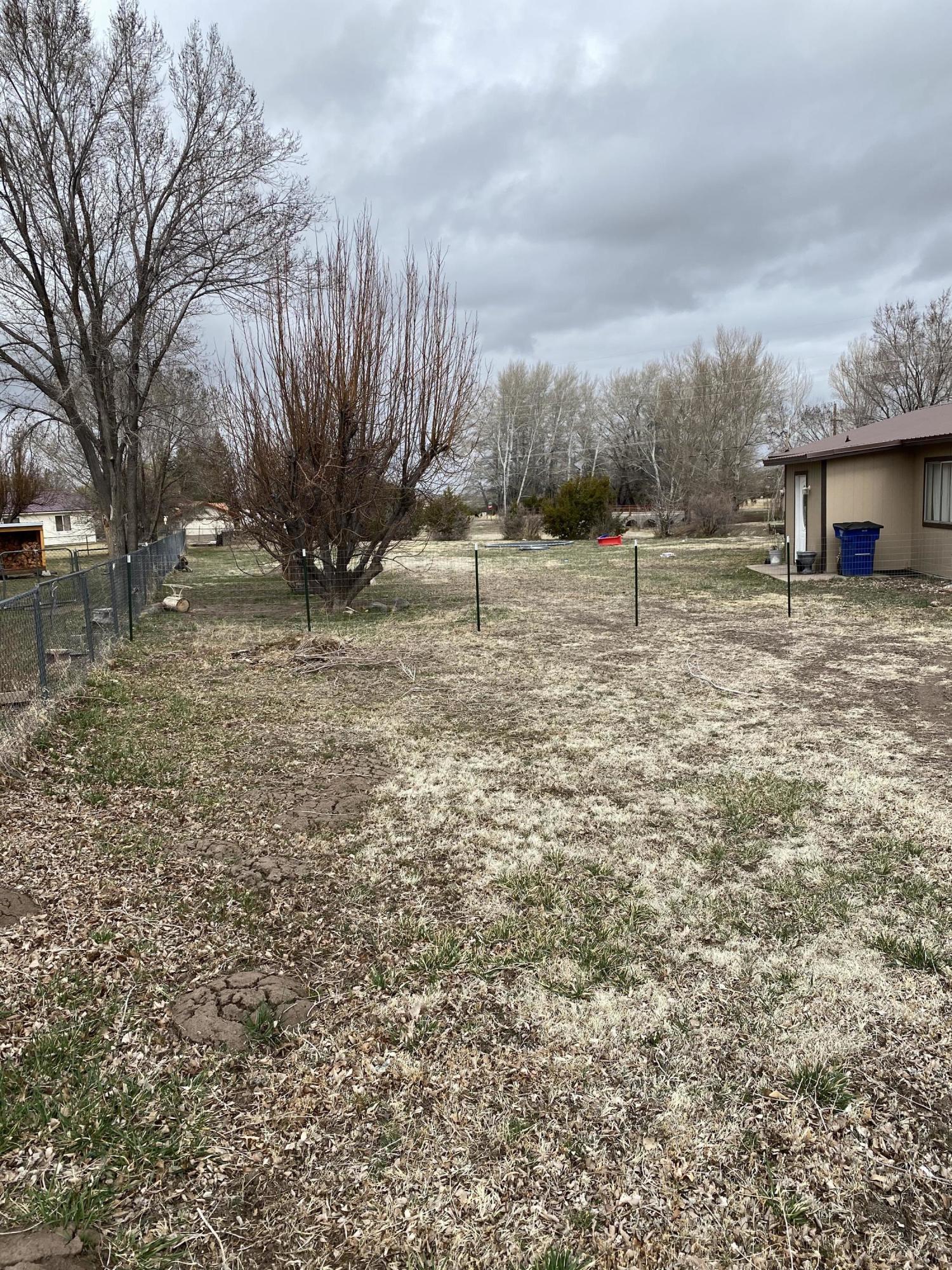 910 South Burk Street Eagar, AZ 85925 - Photo 2 of 35