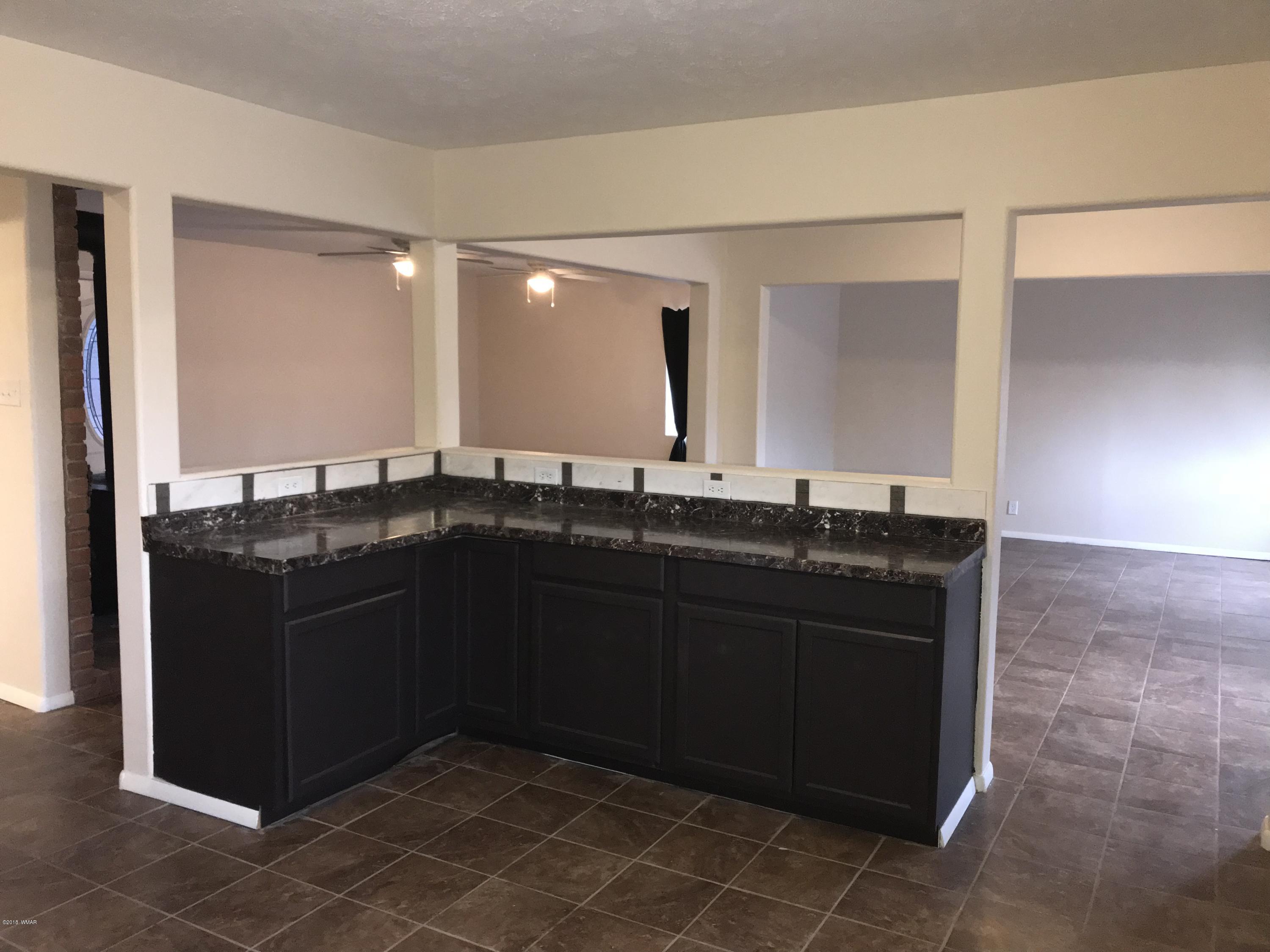 910 South Burk Street Eagar, AZ 85925 - Photo 10 of 35