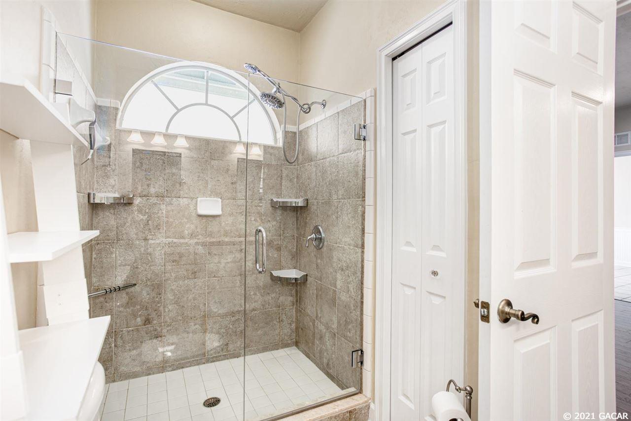 11664 Northwest 18th Place Gainesville, FL 32606 - Photo 14 of 26