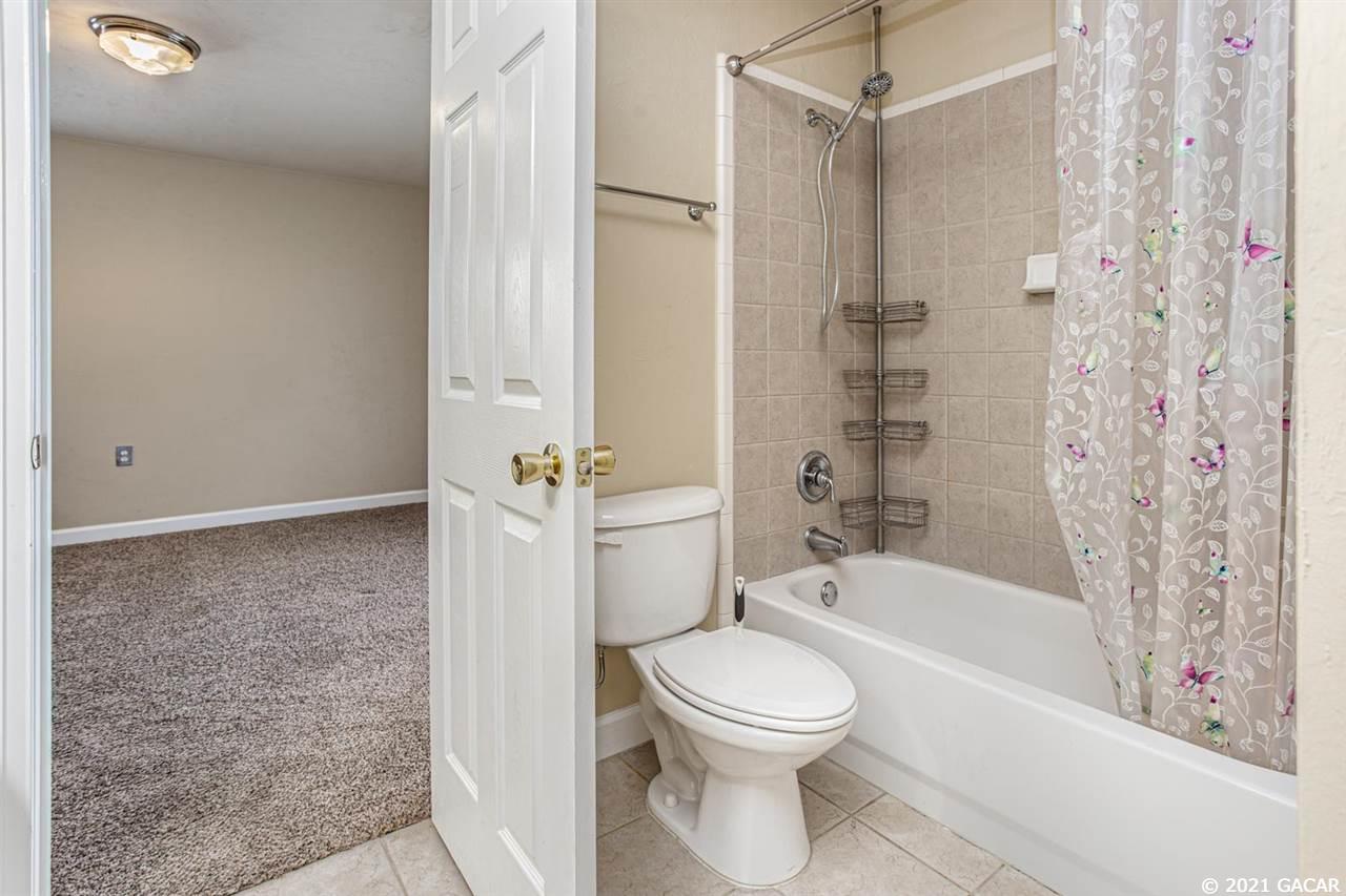 11664 Northwest 18th Place Gainesville, FL 32606 - Photo 20 of 26